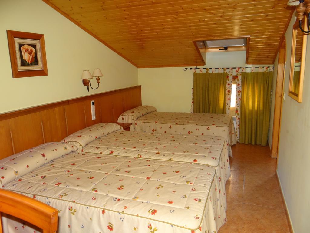 Hotel Casa Carmen Benabarre Værelse billede